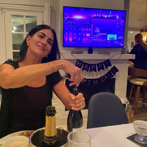 Meet your Posher, Kimberly - Picture 9 of 9